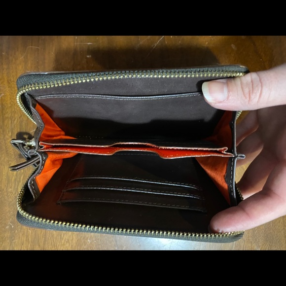 Chelsea zip zebra tech wallet - Picture 3 of 3